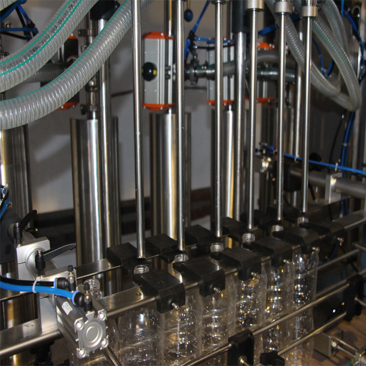 máquina de llenado de aceite de coco